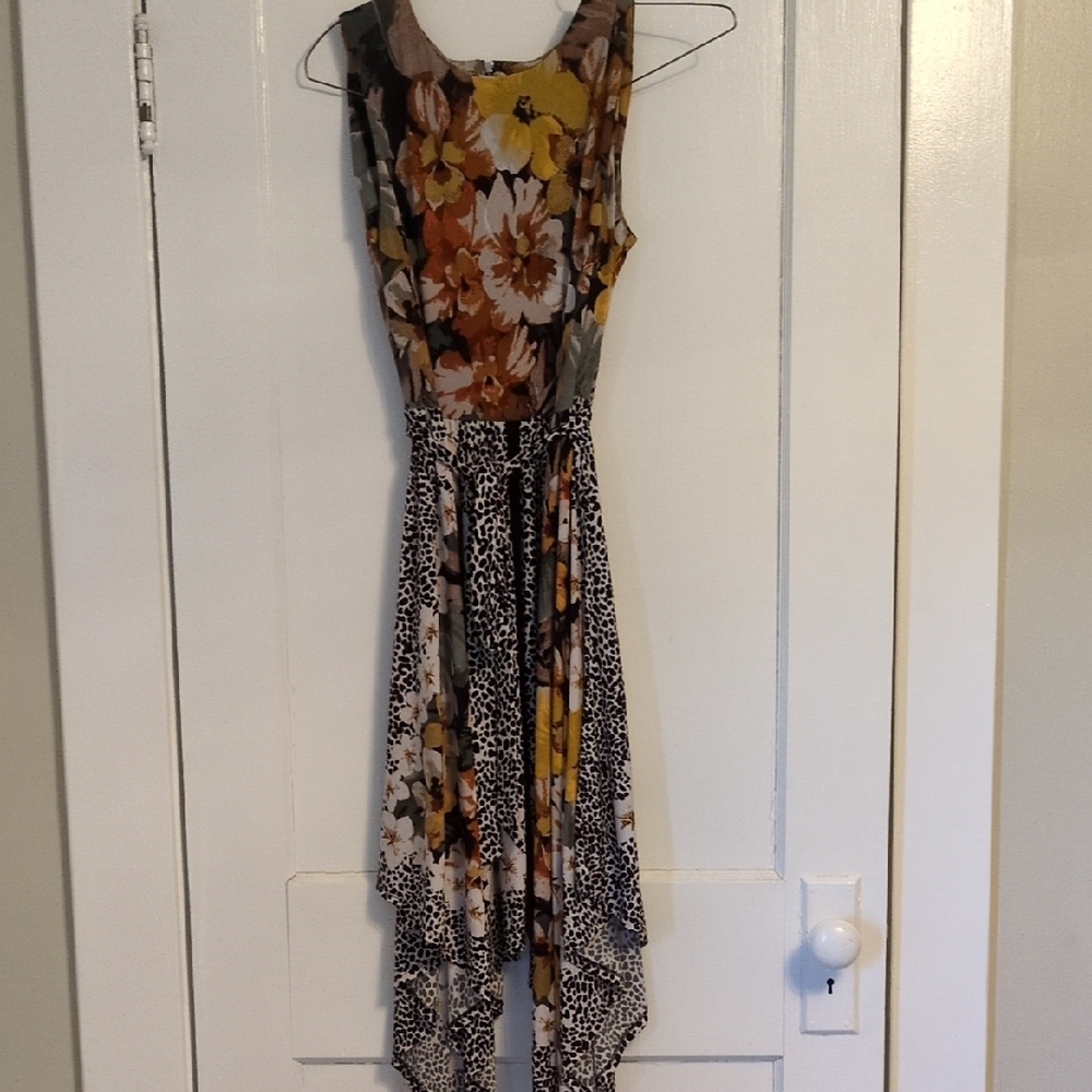Roz & Ali Asymmetrical Floral and Animal Print Dress Zipper Back Size 6